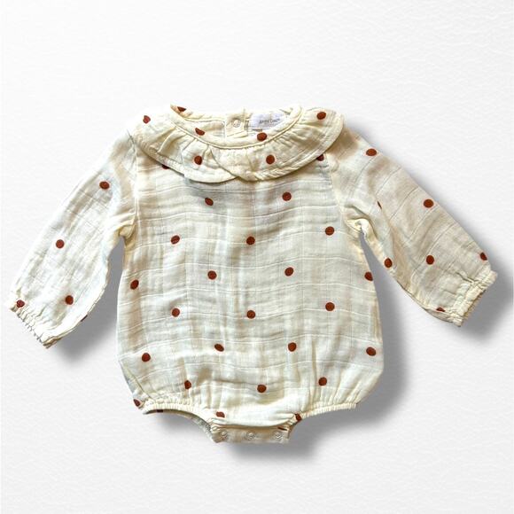 NWT Angel Dear Organic Muslin Ruffle Bodysuit, 0-3 Months - Picture 1 of 5